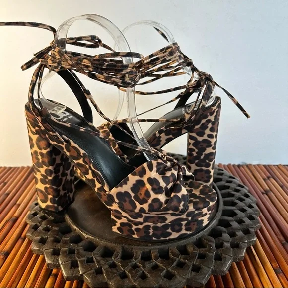 Gianni Bini Sz 9 Ankle-Strap High Heels Platform Leopard - Picture 2 of 10